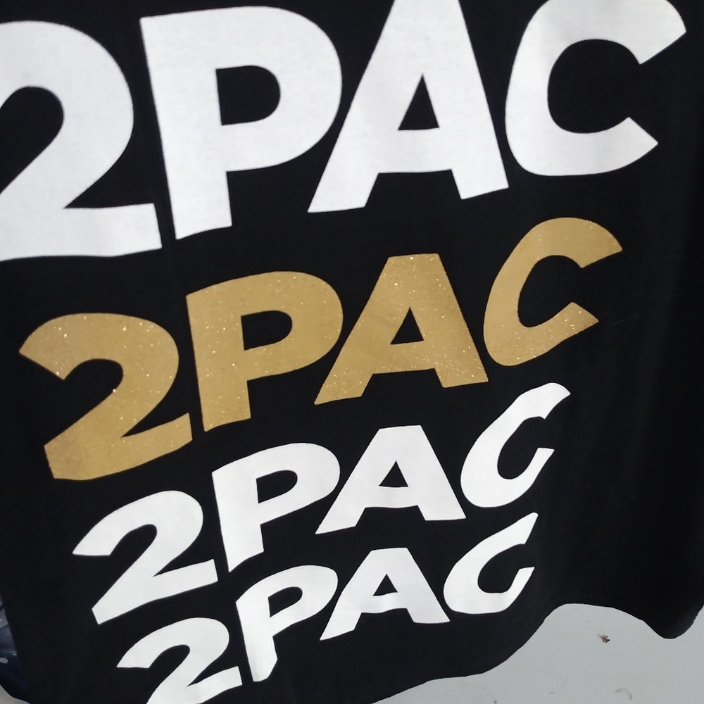 2Pac Fan? Hot seller*